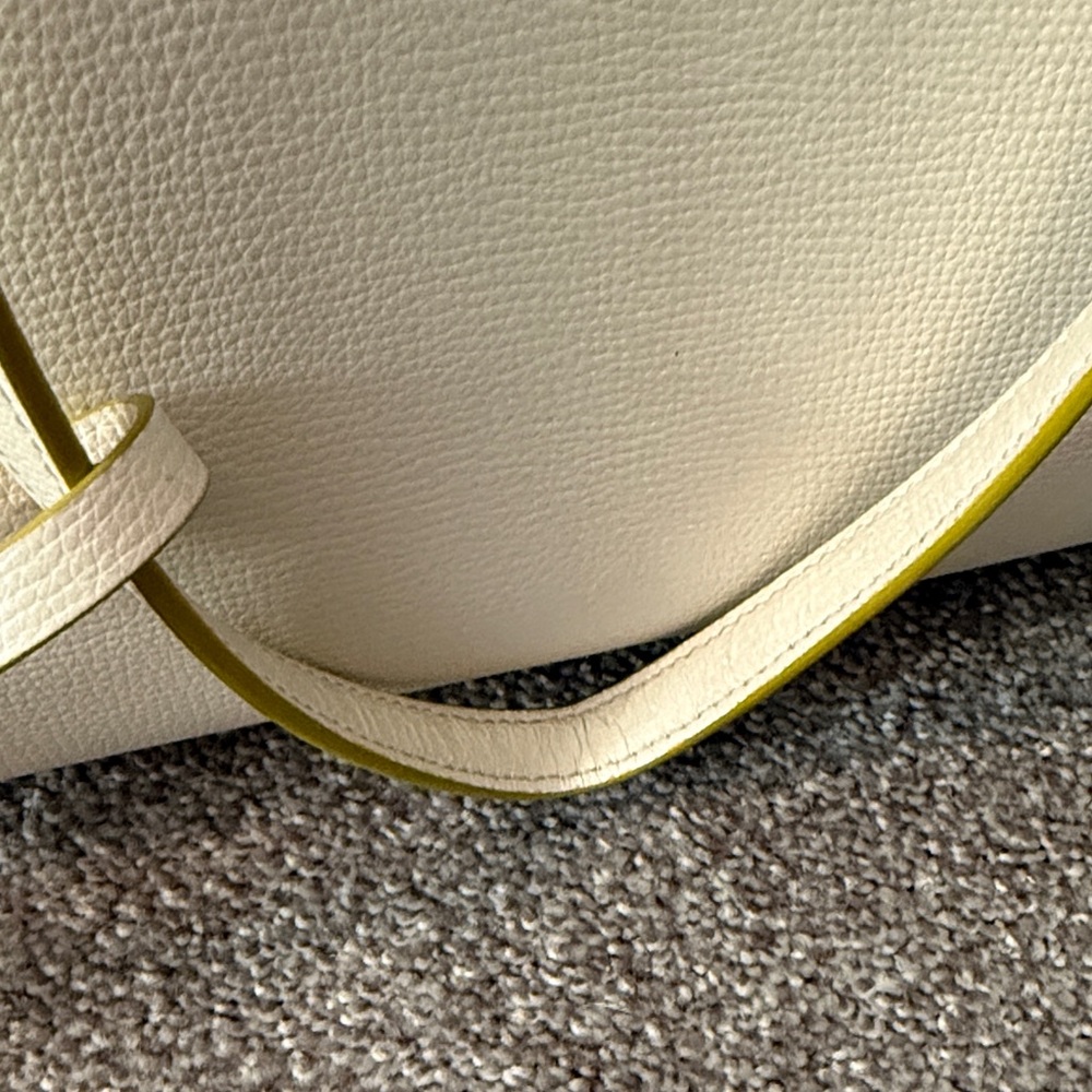 Kate Spade Tote - Picture 11 of 14